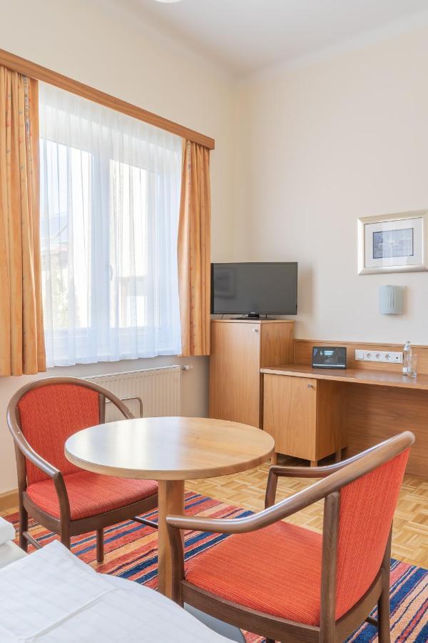 Hotel Kindler 2,0 Self-Check-In 莱奥本 外观 照片
