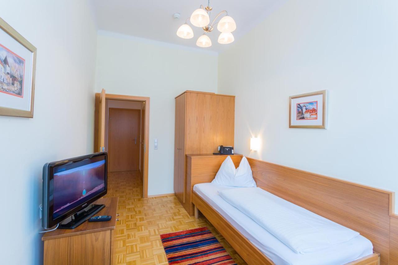 Hotel Kindler 2,0 Self-Check-In 莱奥本 外观 照片